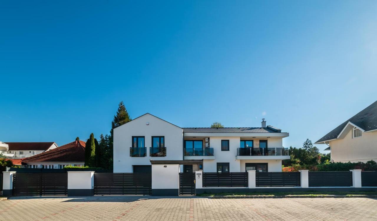 Golden Beach Apartments Siófok Eksteriør billede