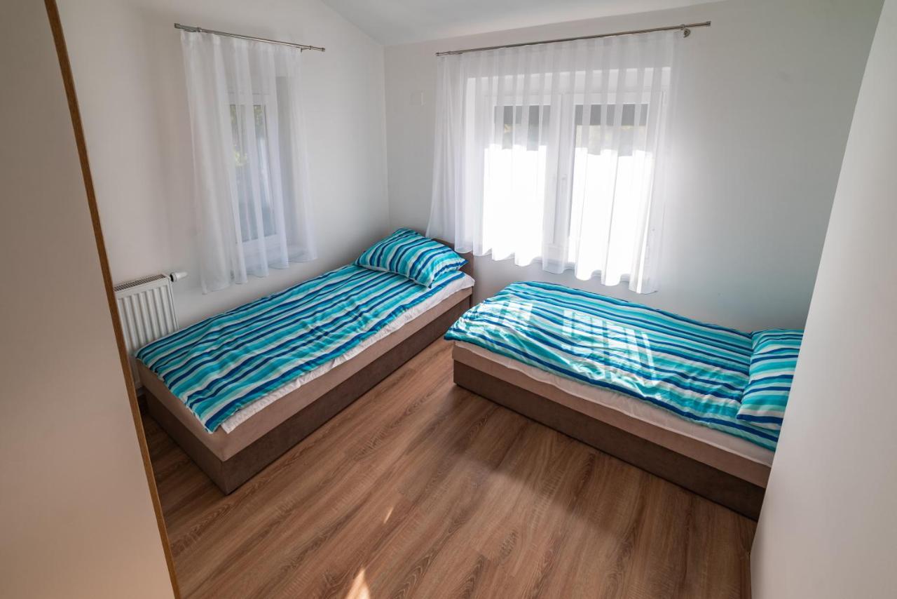 Golden Beach Apartments Siófok Eksteriør billede